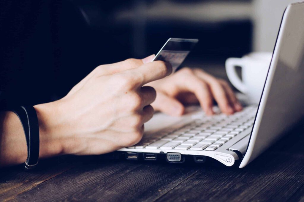 Enhancing the Online Experience with a Simpler Post-Purchase Path